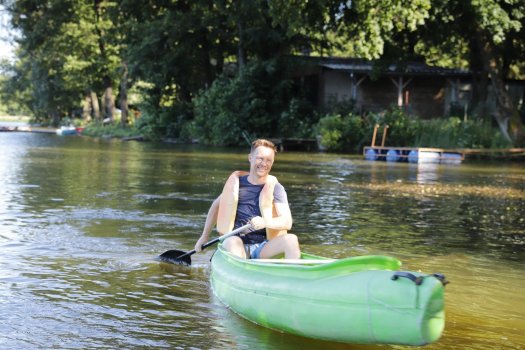Ukončení sezóny při pádlování na LA loděnici