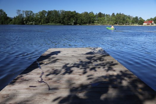 Ukončení sezóny při pádlování na LA loděnici