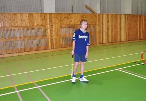 Předvánoční turnaj v Hradci a čertovský badminton v LA