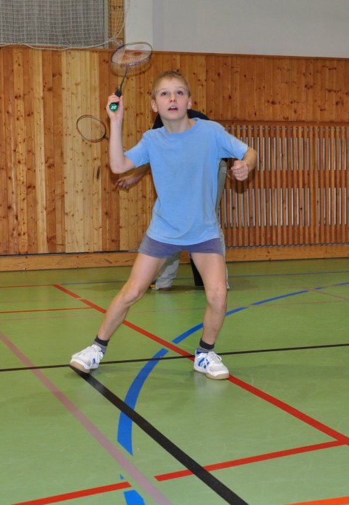 Předvánoční turnaj v Hradci a čertovský badminton v LA