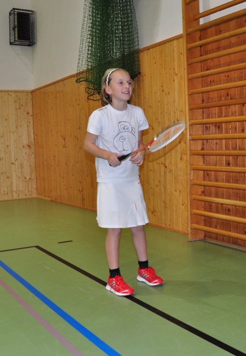 Předvánoční turnaj v Hradci a čertovský badminton v LA
