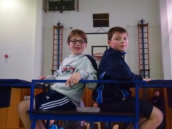 Naše první