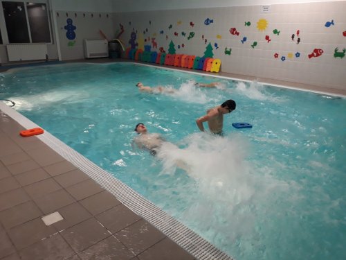 Převratné tréninkové metody - bez raket a v bazénu