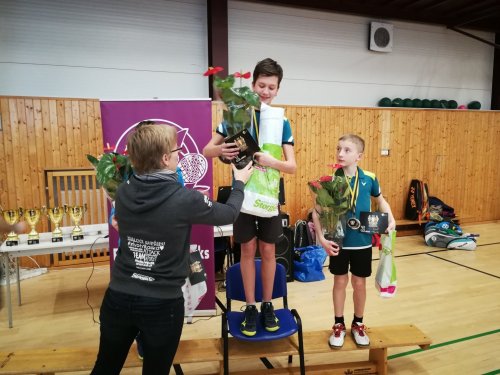 Storge Trophy Tour 2019 – 2x bedna