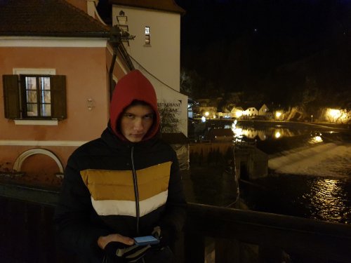 Říjen 2021